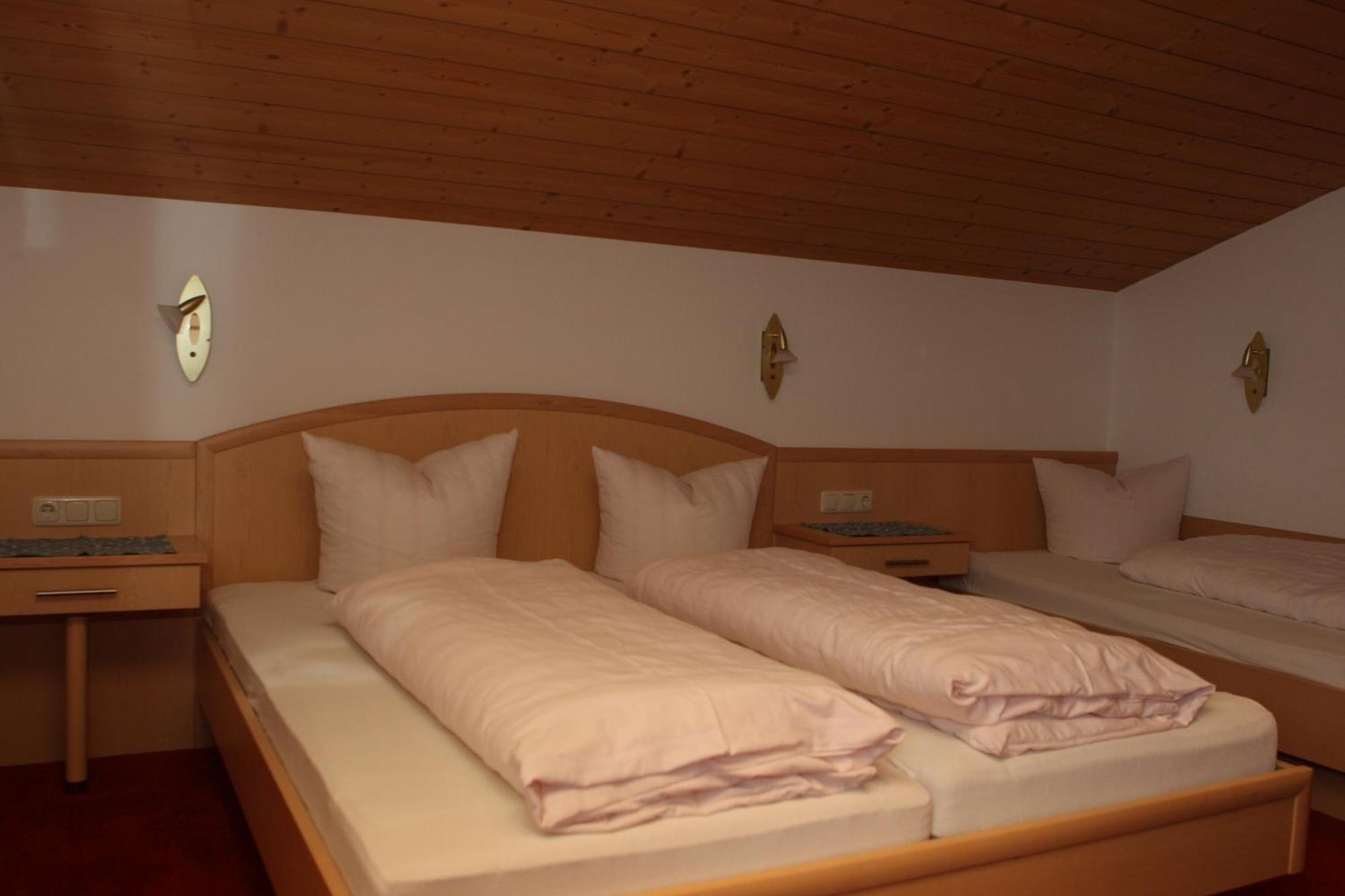 Hotel Garni Sonnenheim Фис Екстериор снимка