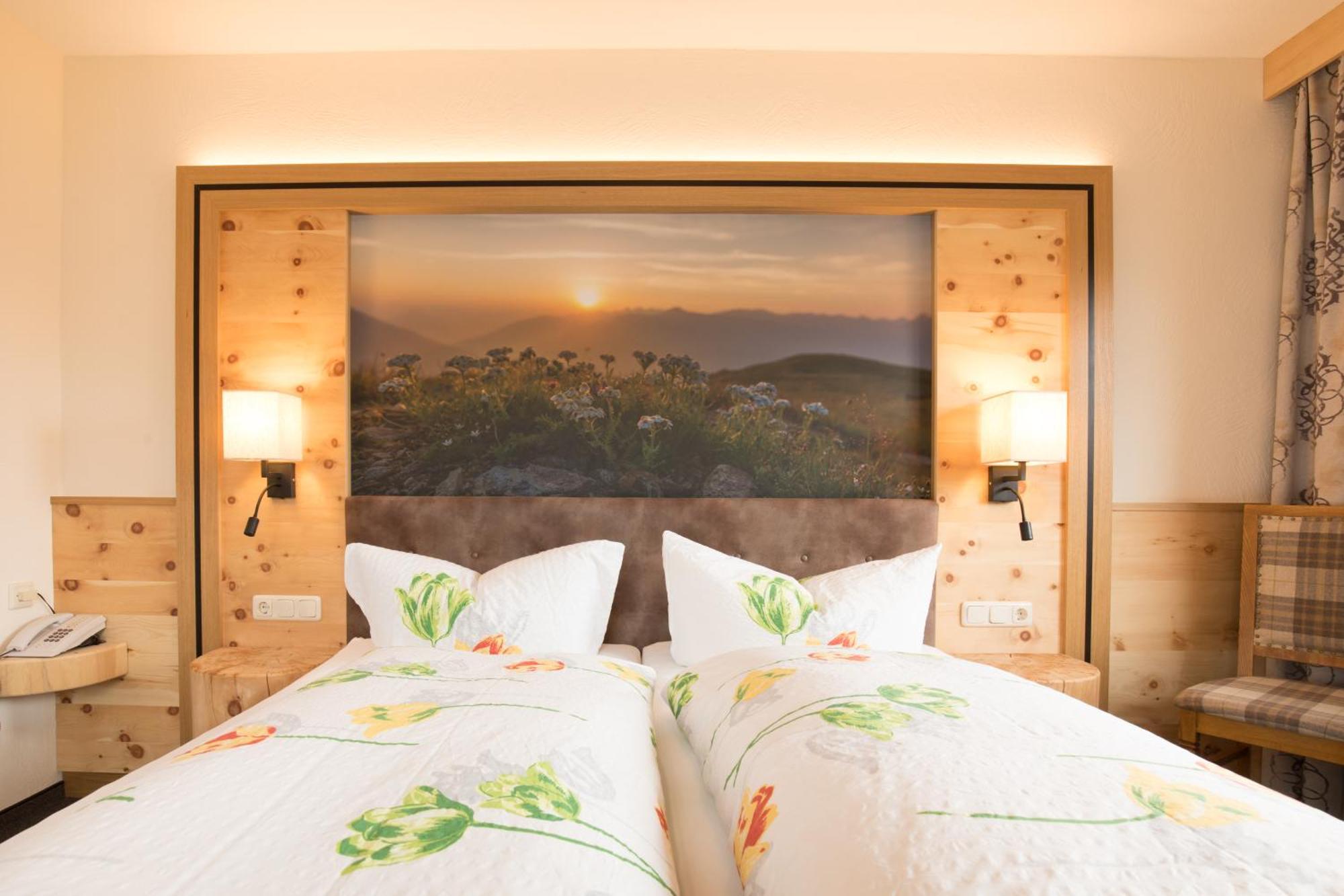 Hotel Garni Sonnenheim Фис Екстериор снимка